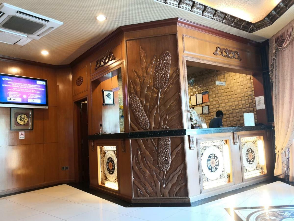 Tc Inn Business Hotel @ Seri Kembangan Exteriör bild